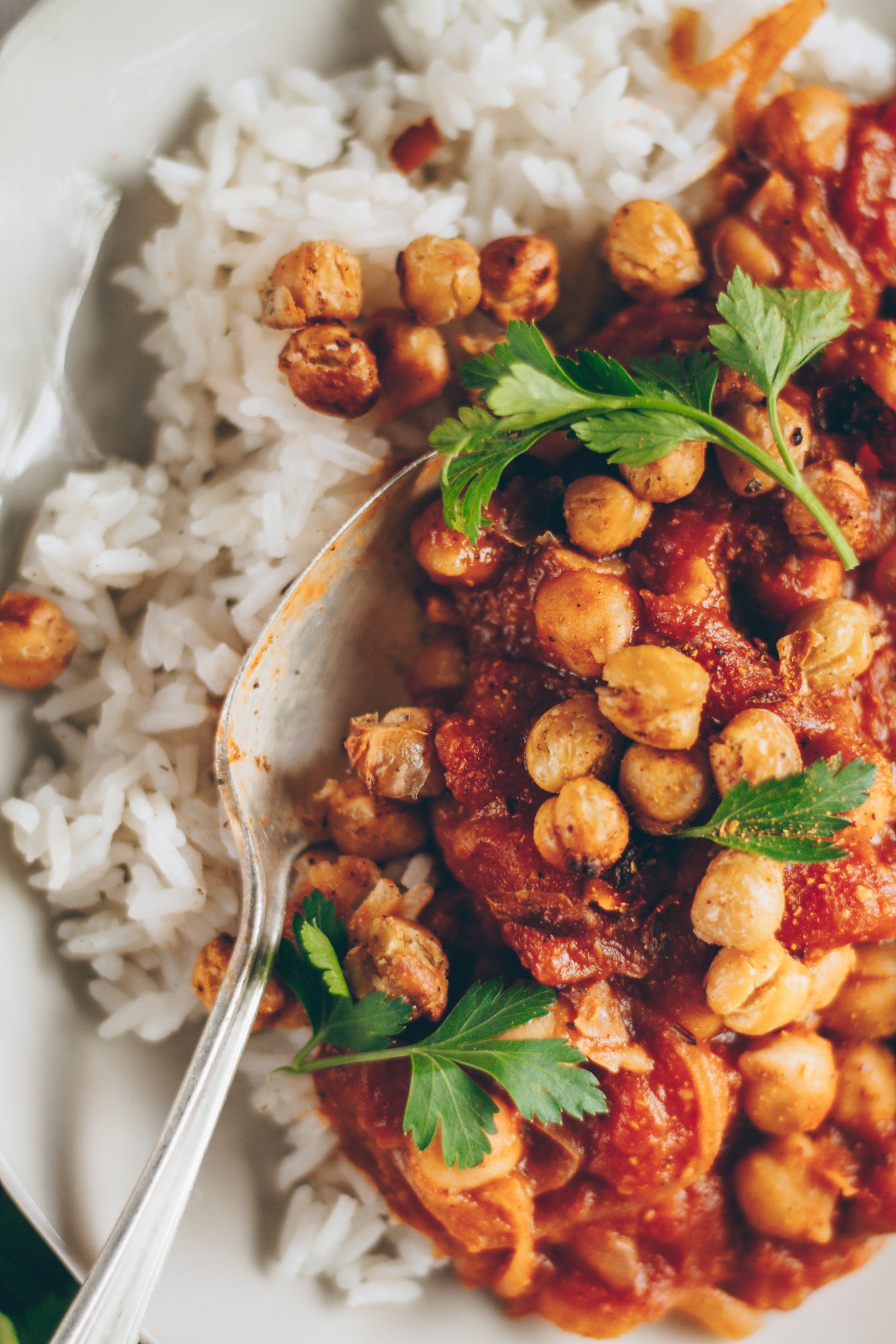 Indian-inspired chickpea curry 