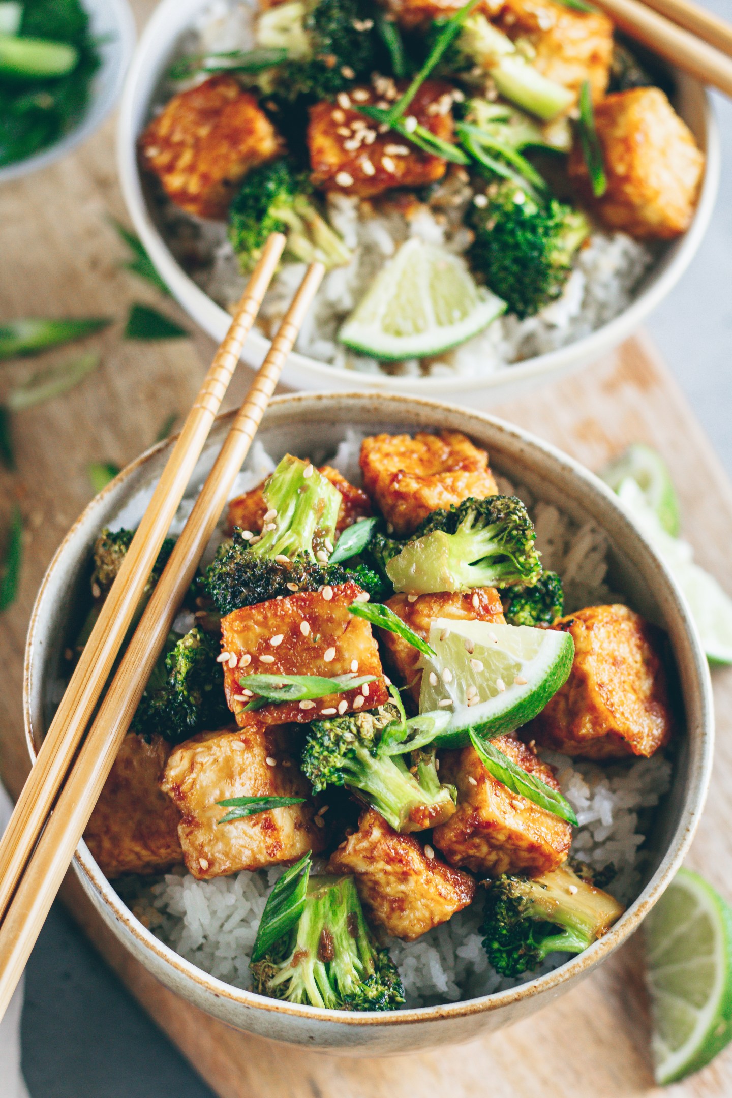sticky tofu and broccoli bowl 