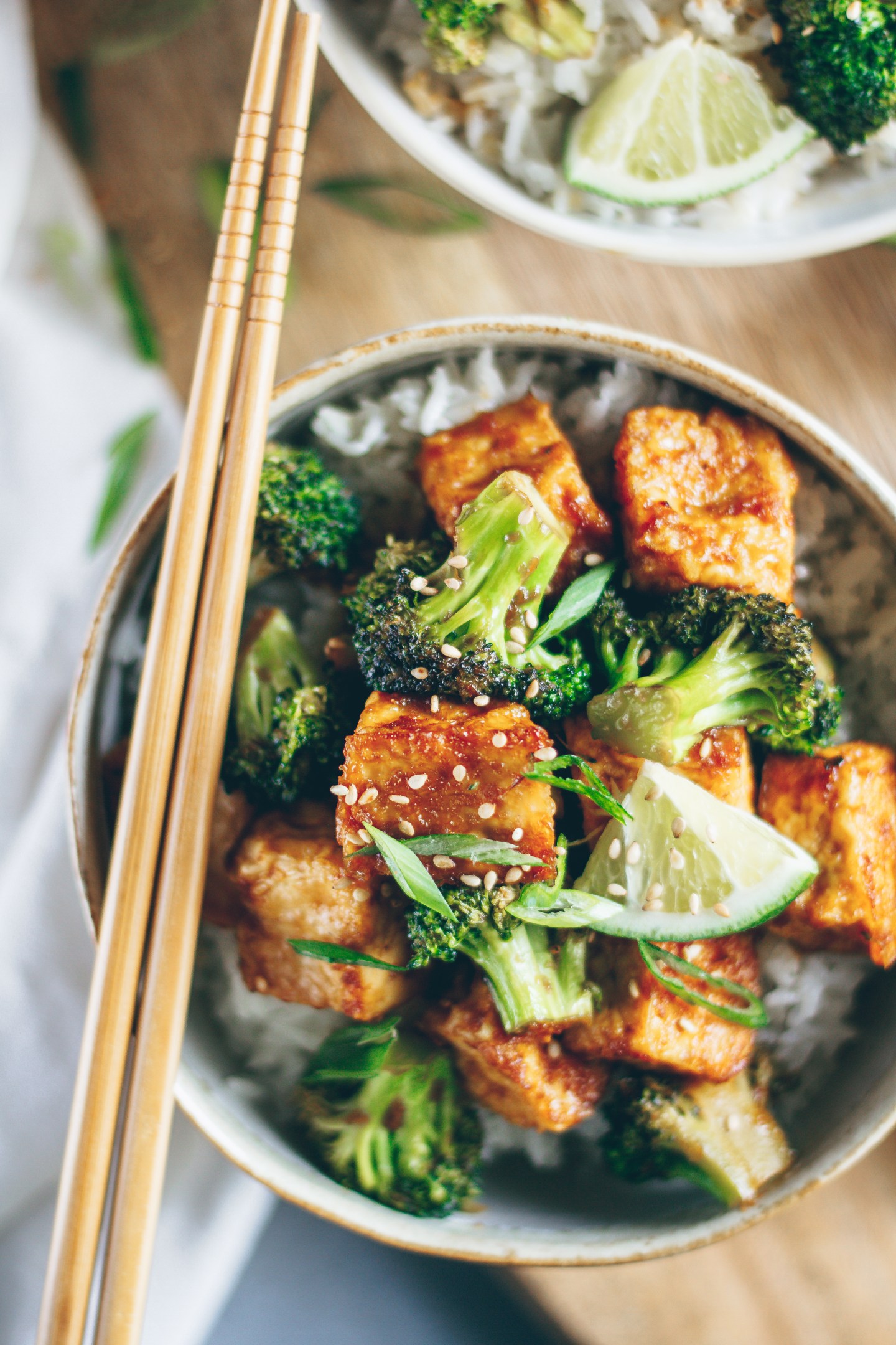 sticky tofu and broccoli bowl 