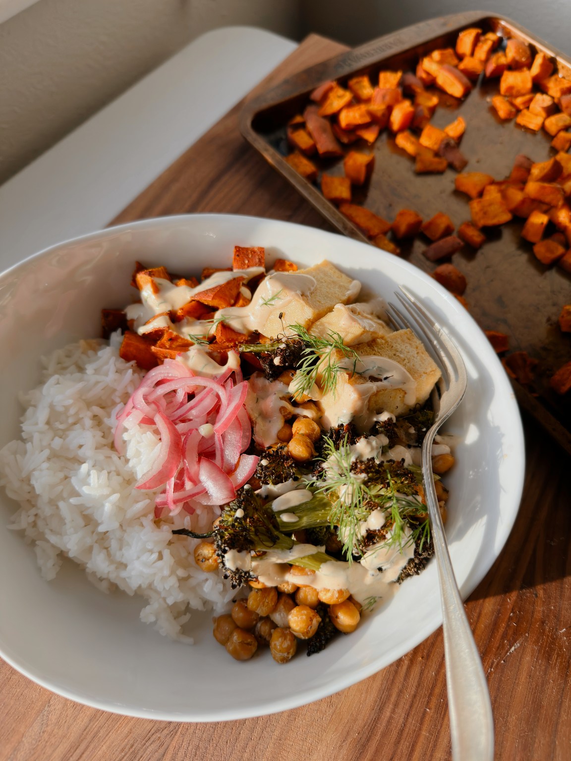 Roasted Sweet Potato Chickpea Buddha Bowl with Tahini Dill Dressing ...