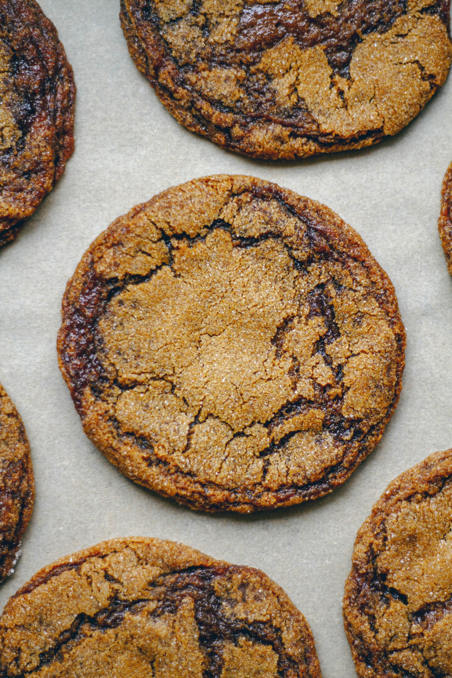 vegan ginger molasses cookies
