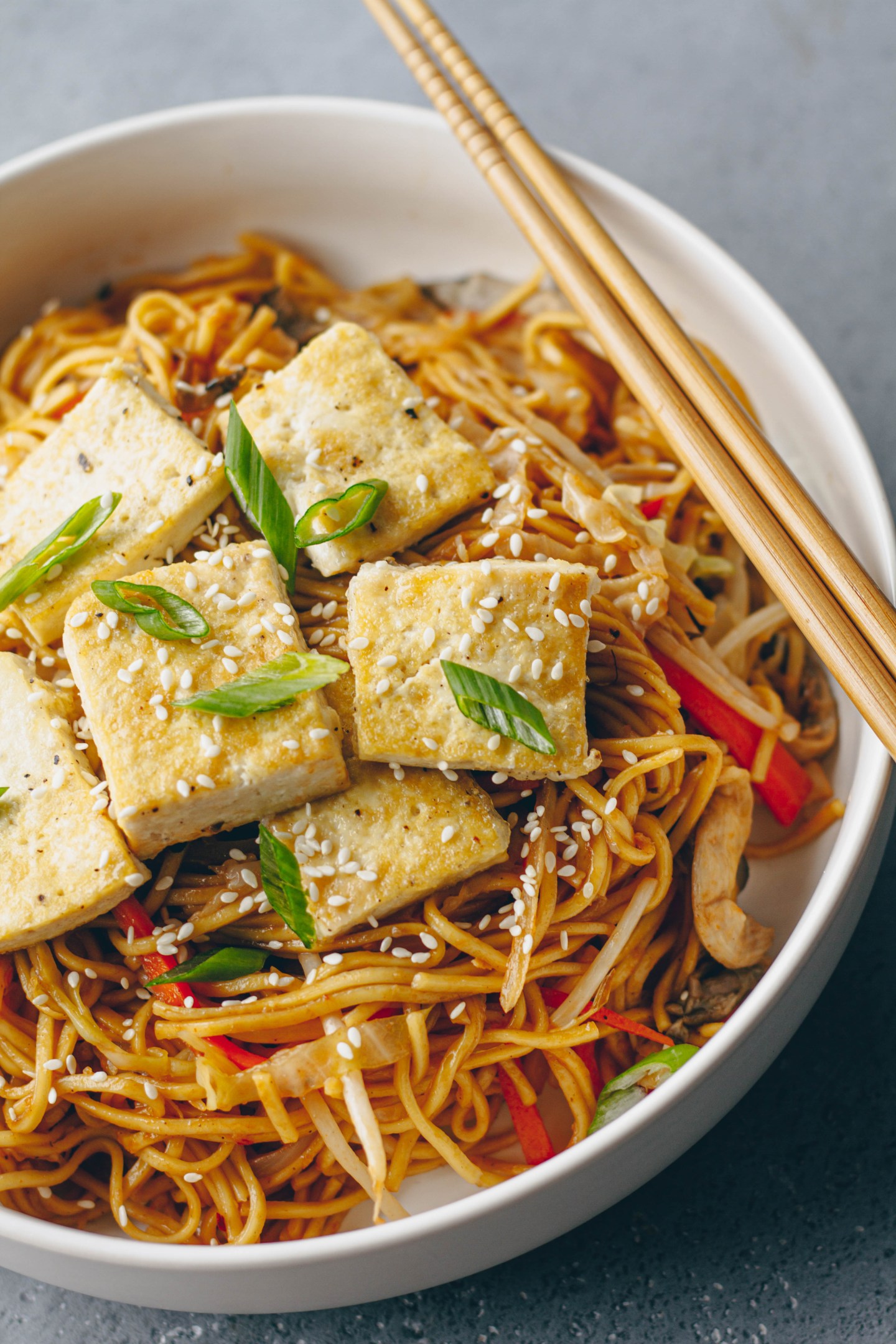 Oyster Mushroom Yakisoba with Tofu