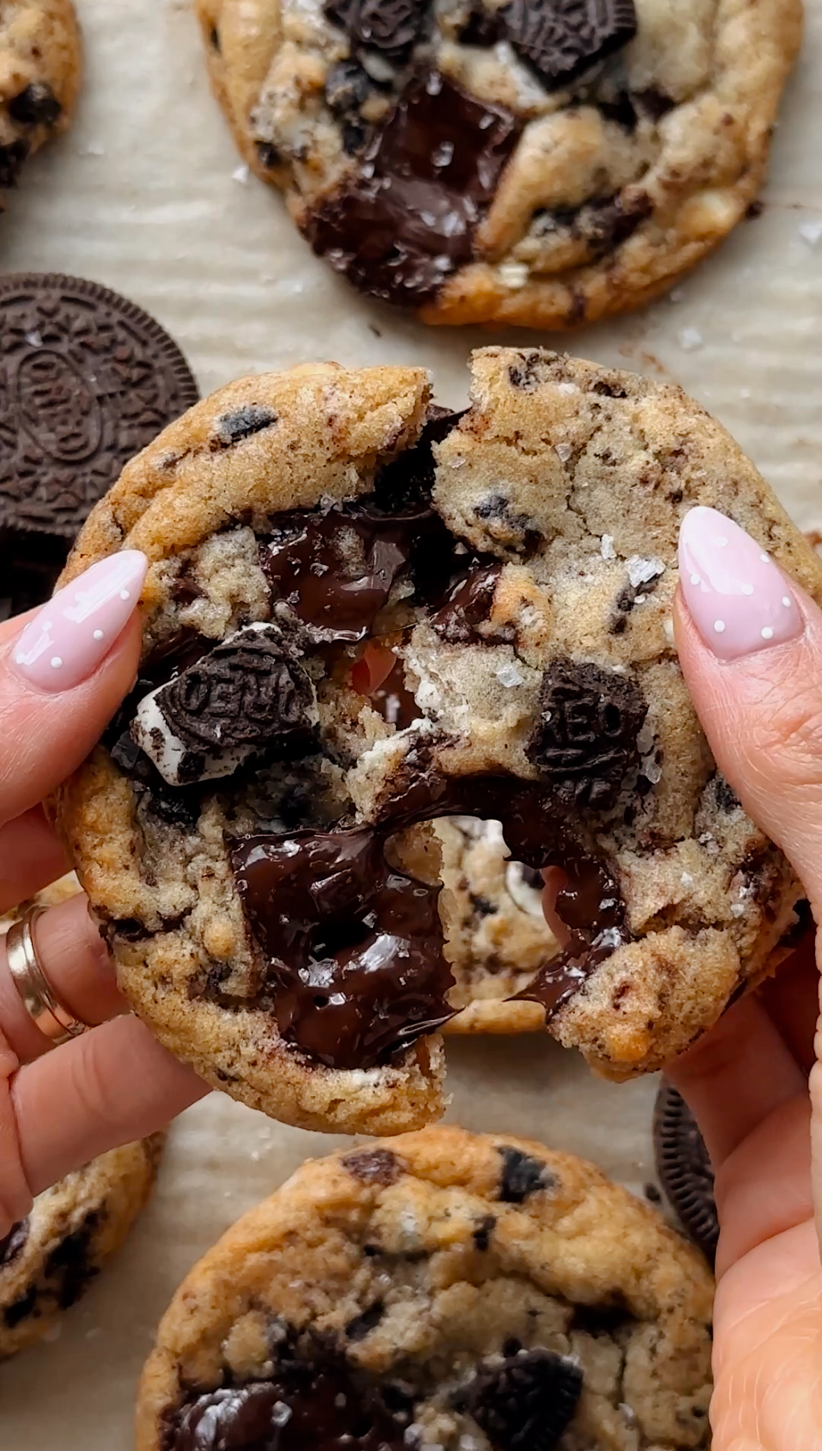 Cookies n Cream Cookies