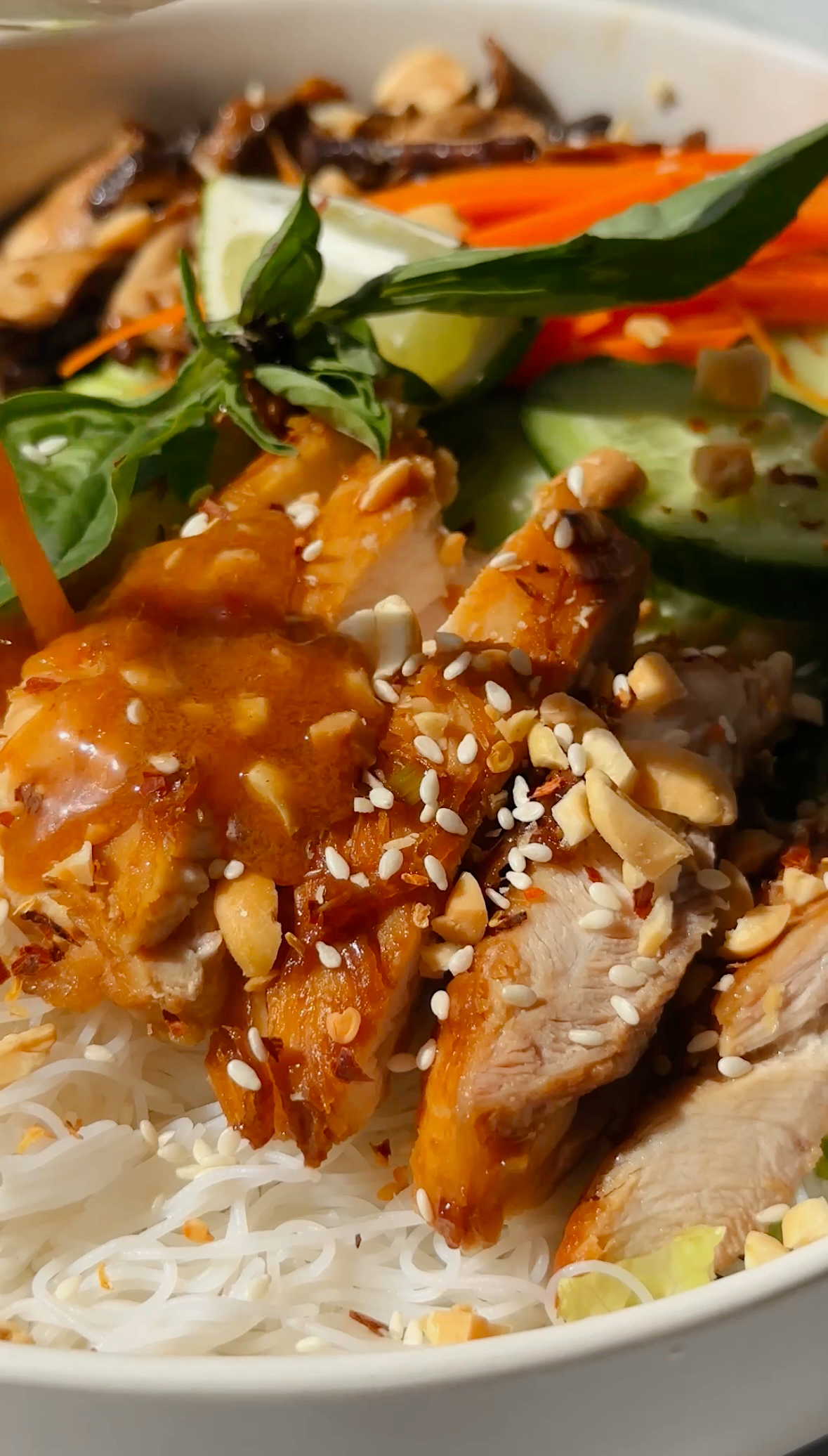 Lemongrass Chicken Vermicelli Bowl