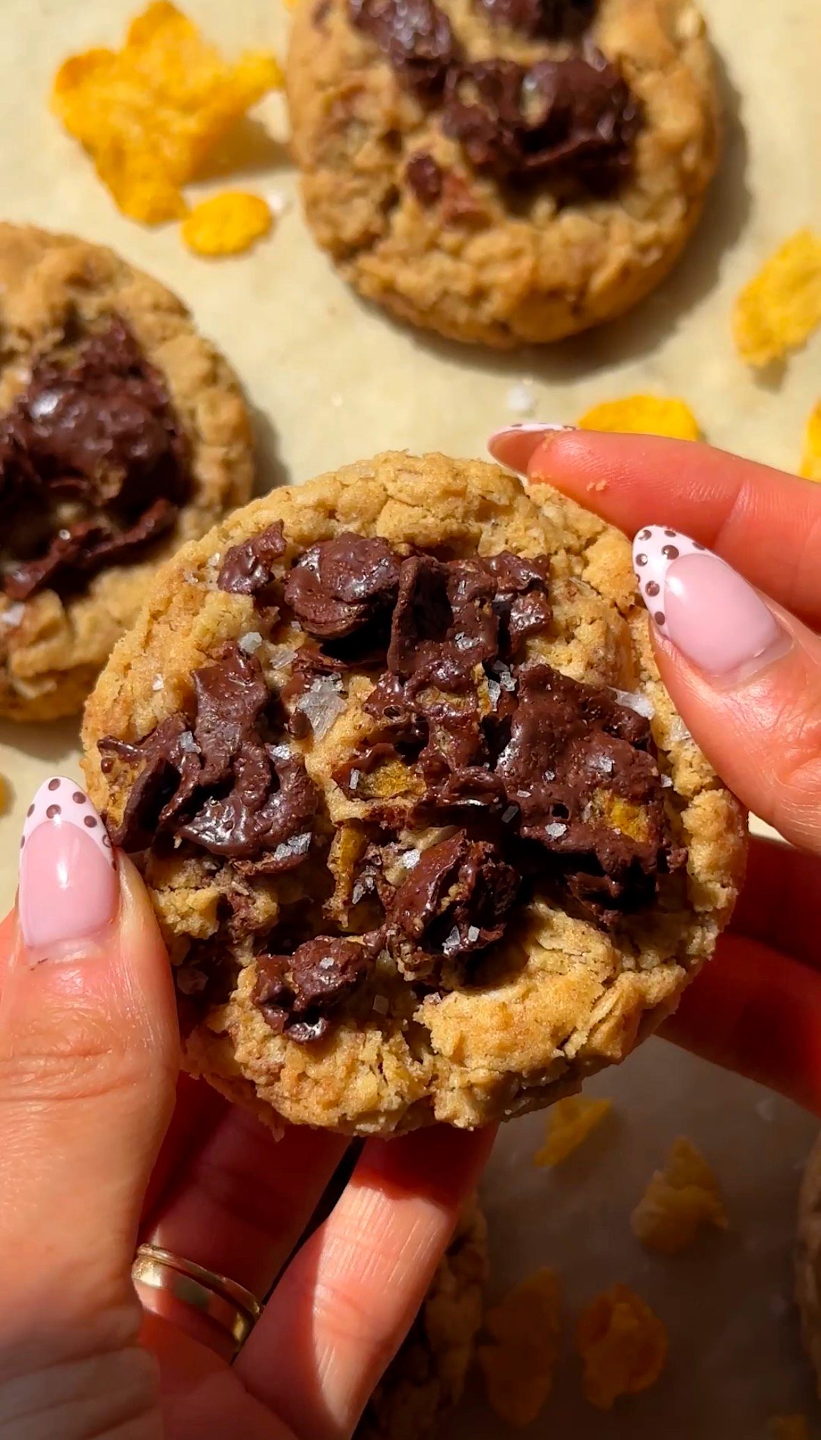 Peanut Butter Cornflake Cookies
